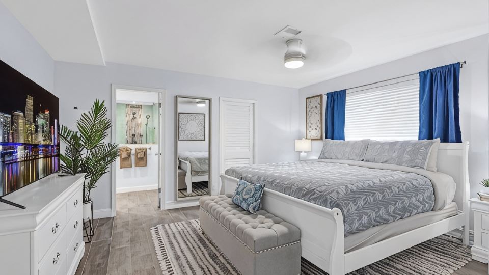 4-bedroom vacation home just 24 minutes from Las Olas Beach