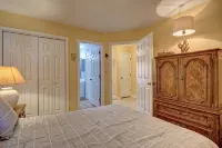 OCEANFRONT 1 BEDROOM AT VILLA CAPRIANI - 4-Star