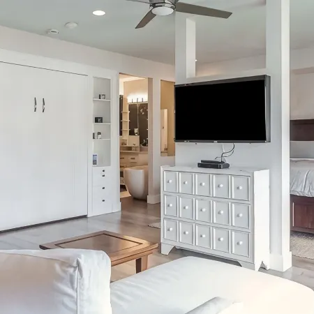 Luxurious La Costa Remodel by SPA w/Steam Shower and Washer/Dryer!