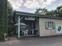 Large furnished cottage with terrace - Swimmingpools