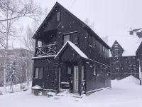 Freeride Backpackers Lodge Niseko - 2-Star