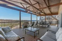 Spacious Lakeview Retreat w/Game Room, Indoor Pool, Expansive Deck & Firepit - Gym