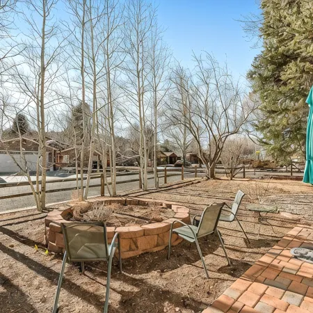 Quiet, Beautiful One Bedroom
