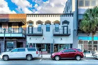 Ocala Downtown Square Apartment - Homestays