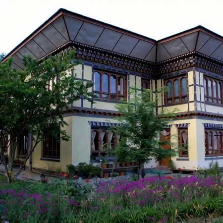 Nirvana Lodge
