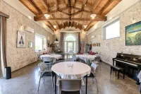 New: Wonderful villa with sea view, infinity pool, padel court - Private Pools
