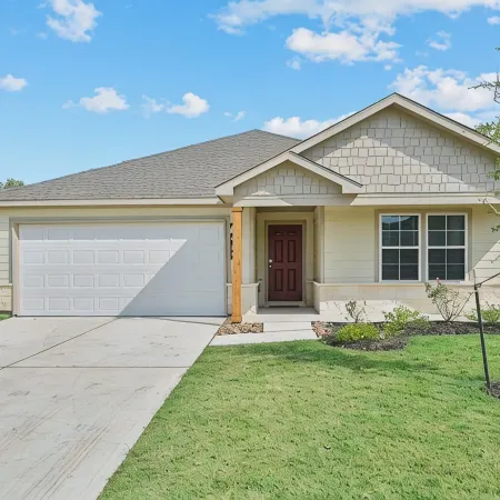 Cozy & convenient to TAMU, the Brazos County Expo, & Legends!