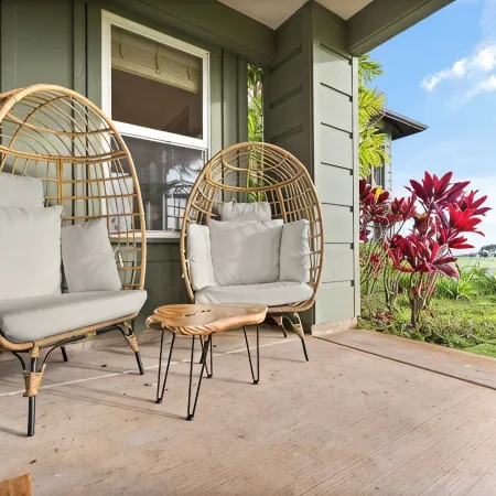 Cozy 3bd/3b Beach Retreat, Sleeps 10, AC, WiFi, Fam-Friendly in fantastic Koloa