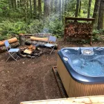 🏔 Blue Ox Basecamp Cabin: WiFi, Hot tub, Fireplace by Mt Rainier National Park - Chalets