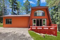 Cabin close to the slopes! Wifi, fireplace, and hot tub - Chalets