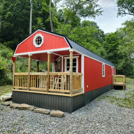 1 BR/1BR Lofted Cabin West Virginia Hatfield McCoy ATV Trails