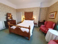 Holmwood House Guest Accommodation - بوتيك