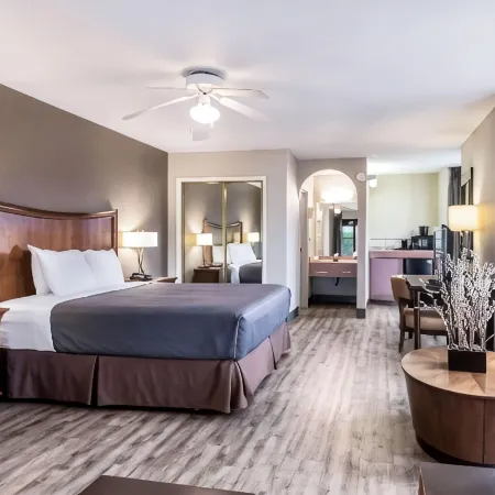 Econo Lodge Gainesville Downtown Area
