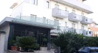 La Perla B&B Hotel - parking