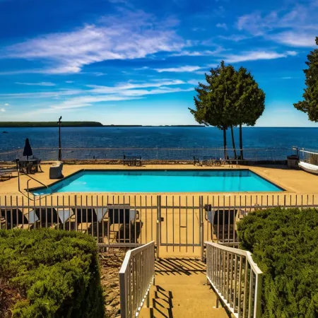 Westwood Shores Waterfront Resort