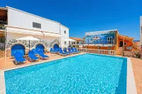 Kavos Panorama Hotel - 2 estrellas
