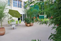 Across Hotels & Spa - Badekar