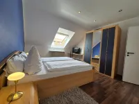 Hotel am Schenkelberg - 2-Star