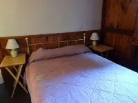 Cape Cod Pond Cottage - 홈스테이
