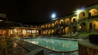Hosteria Duran - Pools