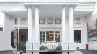Same Hotel Malang - Morgenmad
