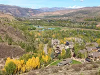 3 Bedroom Condo Just Steps From Arrowhead Lift - 4-Star