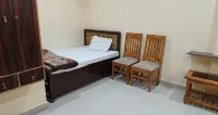 Maa Tulsi Guest House Ayodhya - Park Yeri