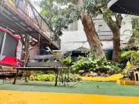 Panama House Bed & Breakfast - Parkplatz