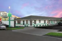 Town House Motel Hotels in Winnemucca