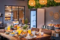 The Originals City, Angers Sud, le Village 49 Hotels in Brissac-Quince