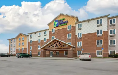 Extended Stay America Select Suites - Cleveland - Airport