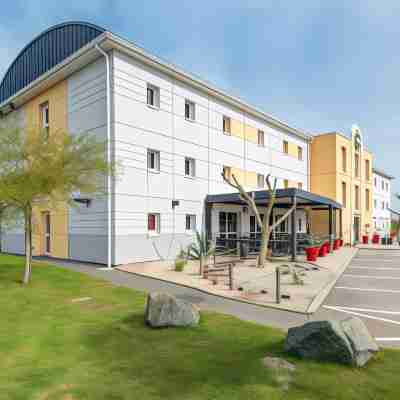 B&B Hôtel Cholet Nord Hotel Exterior