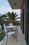 Katerina Pool Apartments Hotel di Thinali