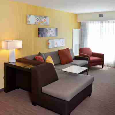 Residence Inn Akron Fairlawn Rooms