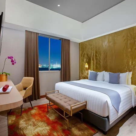 Aston Gresik Hotel & Conference Center فنادق في غريسيك ريجينسي