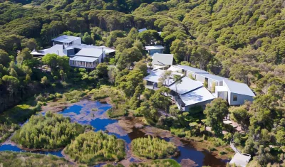 Awaroa Lodge