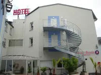 Best Western Hotel  Spa Pau Lescar Aeroport Hotels in Lescar
