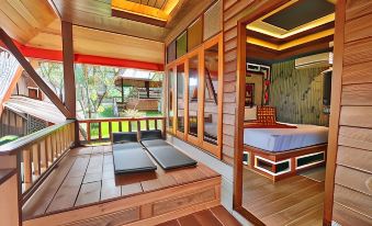 Phi Phi Relax Beach Resort