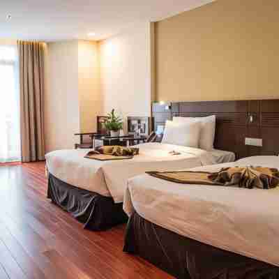 Sai Gon Phu Tho Hotel Rooms