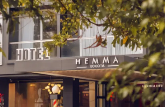 Hemma Bogotá Country Luxury Suites Hotel Hotels near Centro Comercial Monteverde