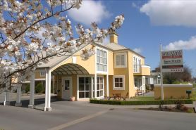 Birchwood Manor