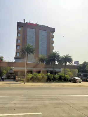Hotel Yogi Midtown Hotels near Shree Vitthal Rakhumai Mandir, Gothivali