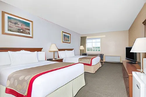 Ramada by Wyndham Strasburg/Shenandoah Valley Hotel di Middletown