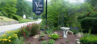 Vine Cottage Inn Hotels in Warm Springs