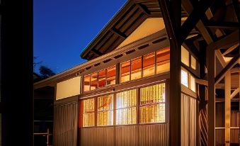 Wanoi Kakunodatea Nishinomiyake Bushigura