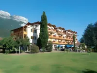 Hotel Weingarten Hotel di Andrian