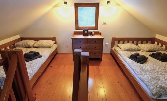 Forester's Hut with Whirlpool & Sauna - Happy Rentals