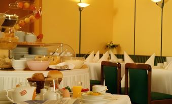 Hotel Blumlage - Housity