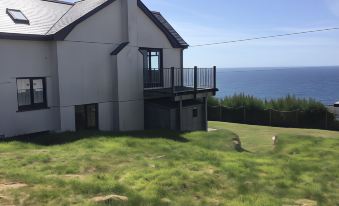 Captivating 8-Bed House in Porthleven