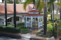 Dynasty Suites Redlands فنادق في Redlands